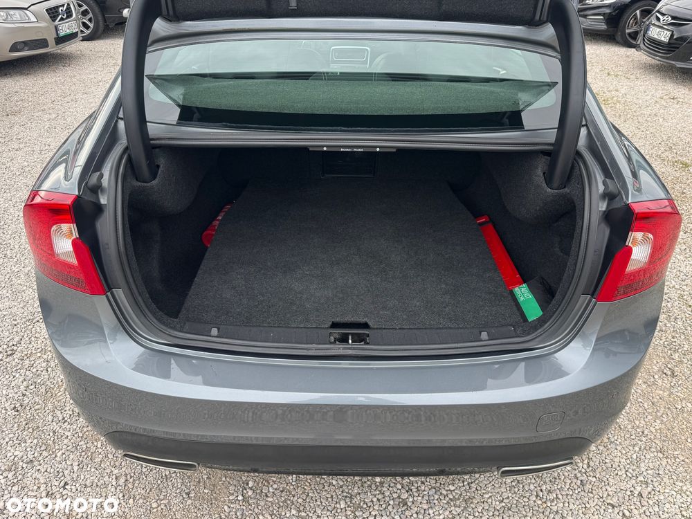 Volvo S60 D2 Kinetic - 37