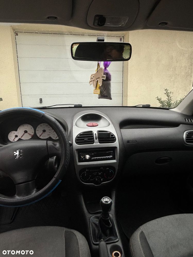 Peugeot 206 - 16