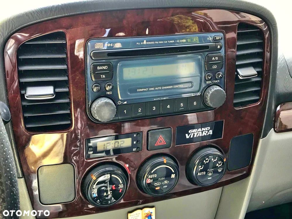 Suzuki Vitara - 8