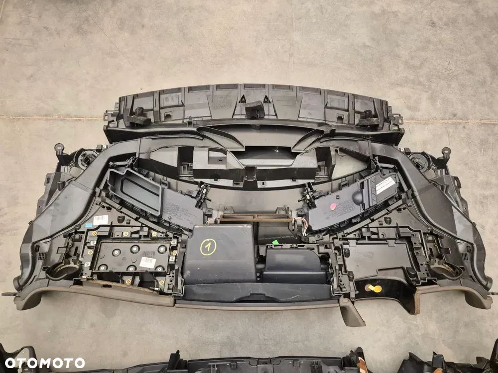 RENAULT DACIA DESKA ROZDZIELCZA - 13