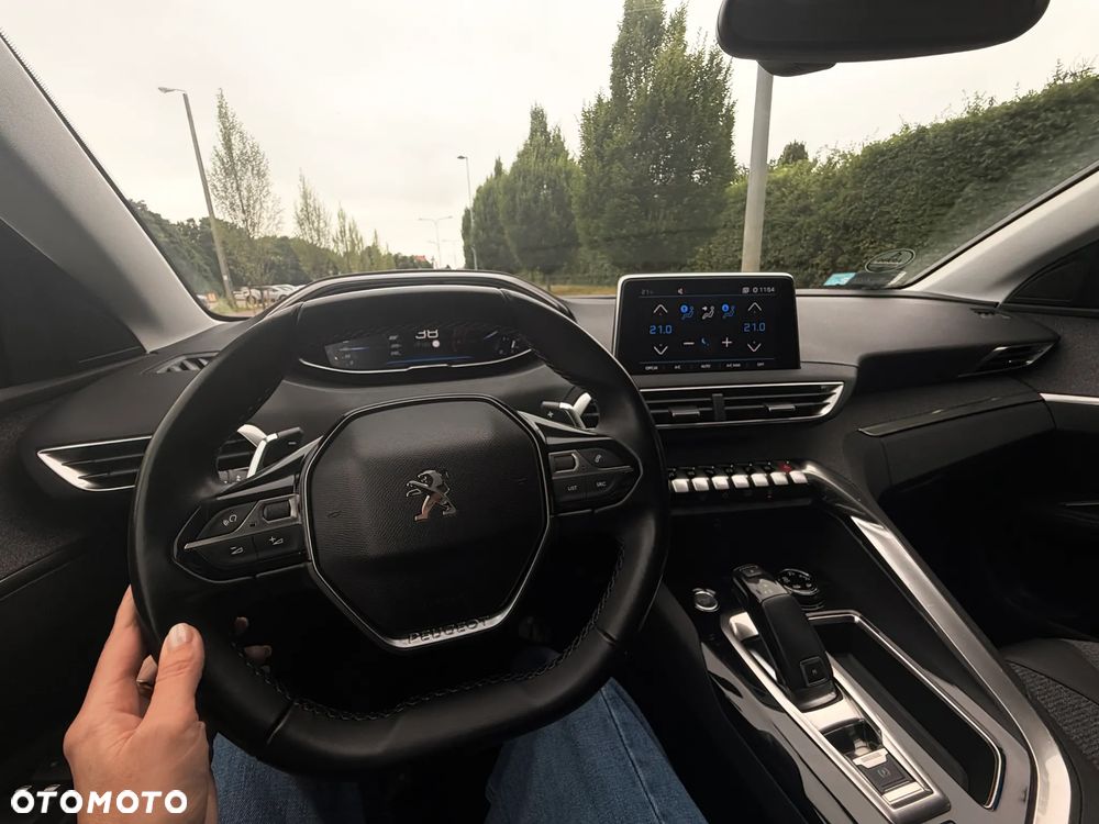 Peugeot 5008 1.5 BlueHDi Allure S&S EAT8 - 14