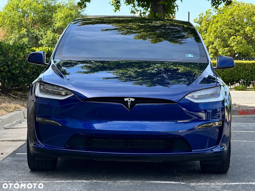 Tesla Model X - 2