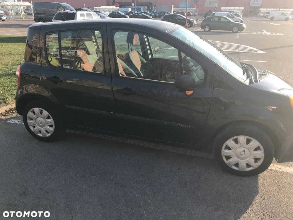 Renault Modus 1.4 Confort Privilege - 8