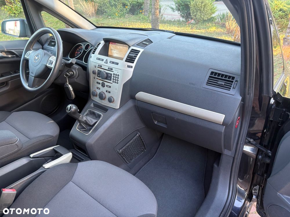 Opel Zafira 1.8 Easytronic Sport - 17