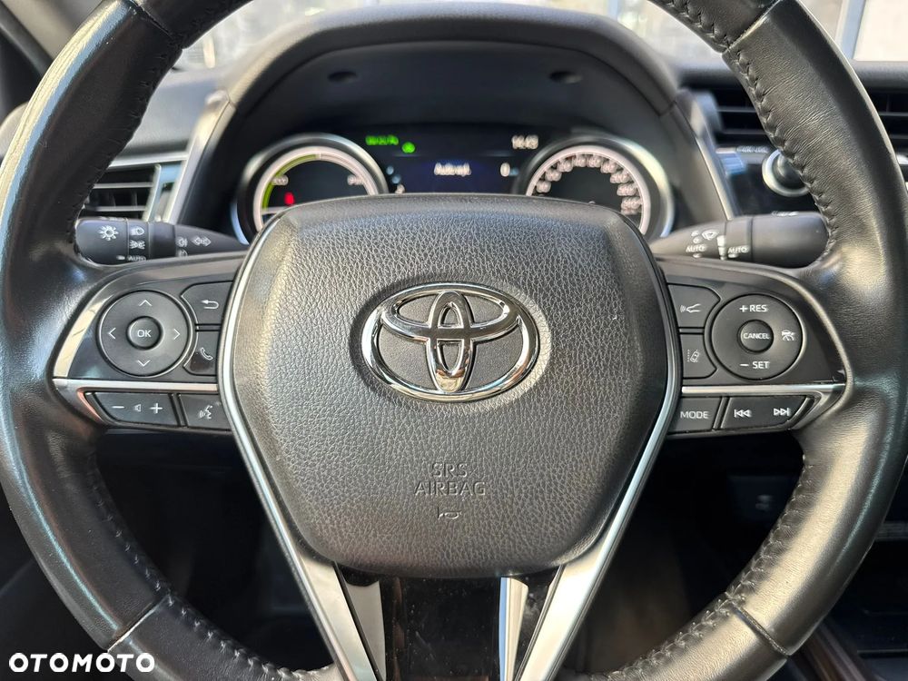 Toyota Camry 2.5 Hybrid Executive CVT - 10