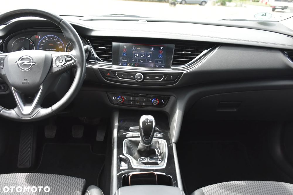 Opel Insignia 2.0 Business Innovation - 11