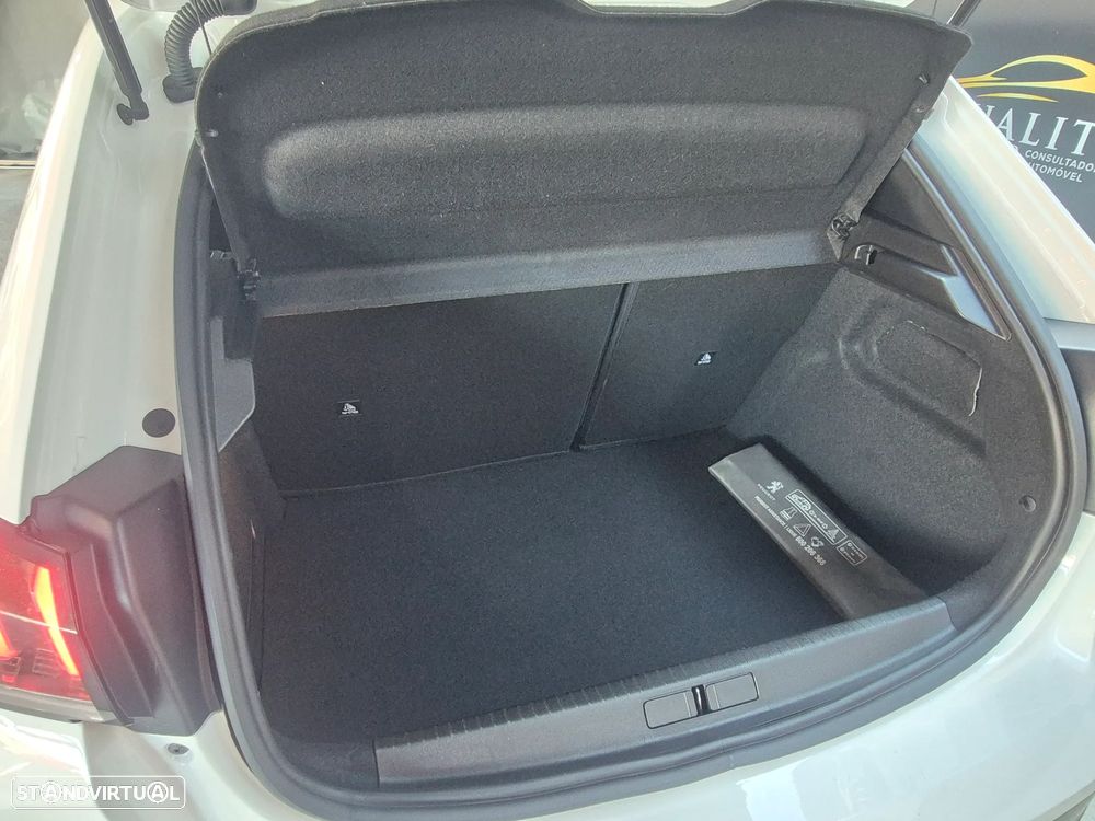 Peugeot 208 1.2 PureTech Allure Pack EAT8 - 15