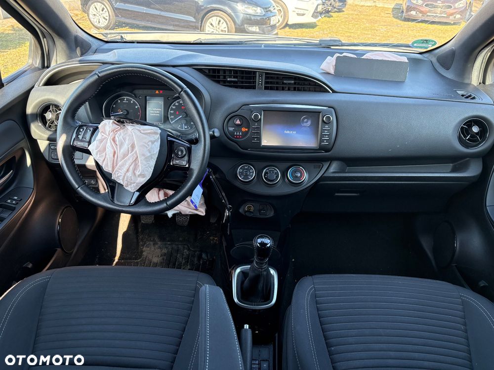 Toyota Yaris 1,5-Dual-VVT-iE Selection - 8
