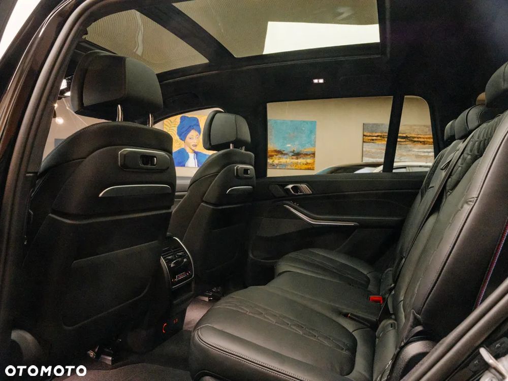 BMW X7 M60i xDrive - 13