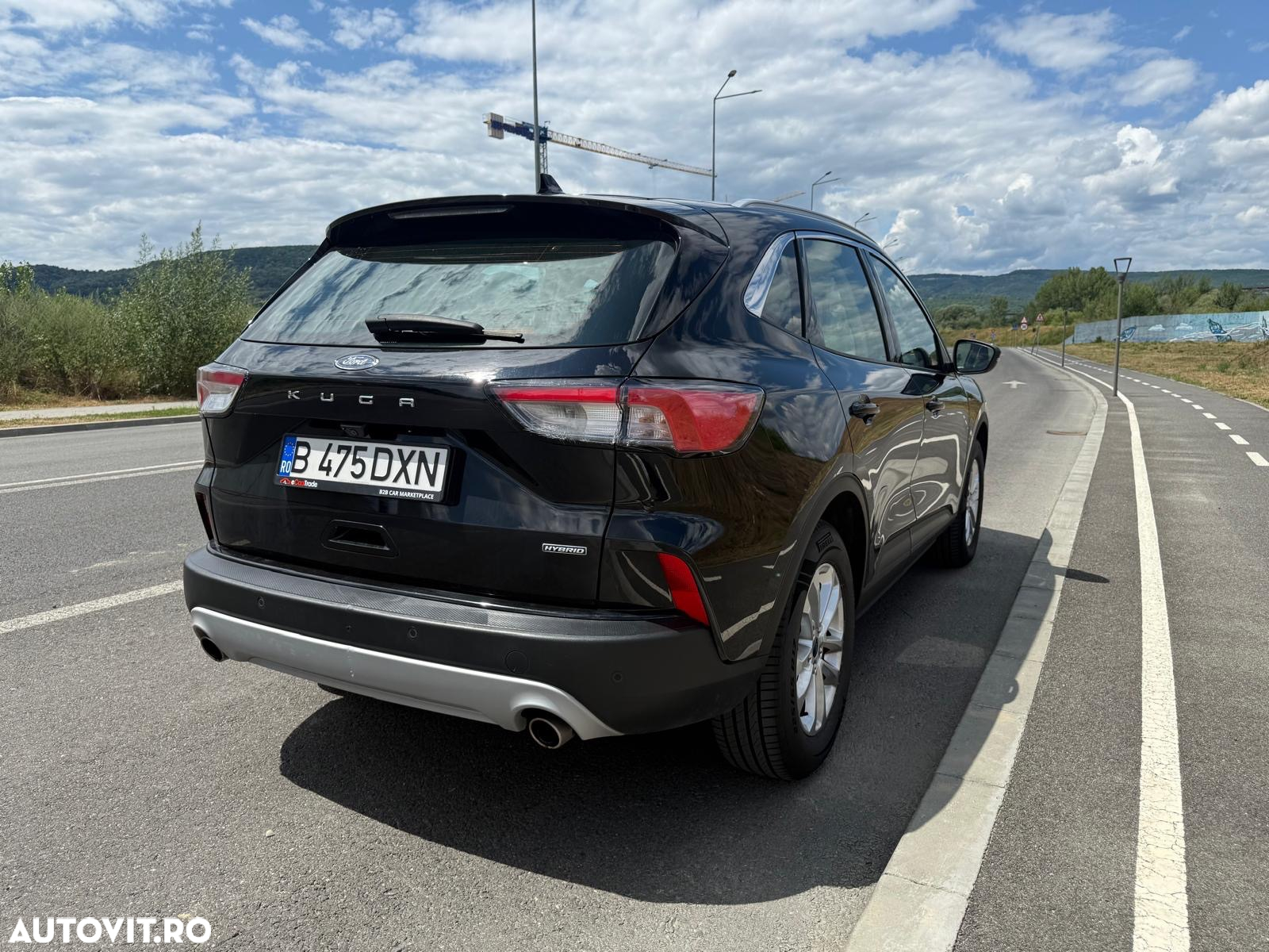 Ford Kuga 2.5 Duratec FWD FHEV Titanium - 9