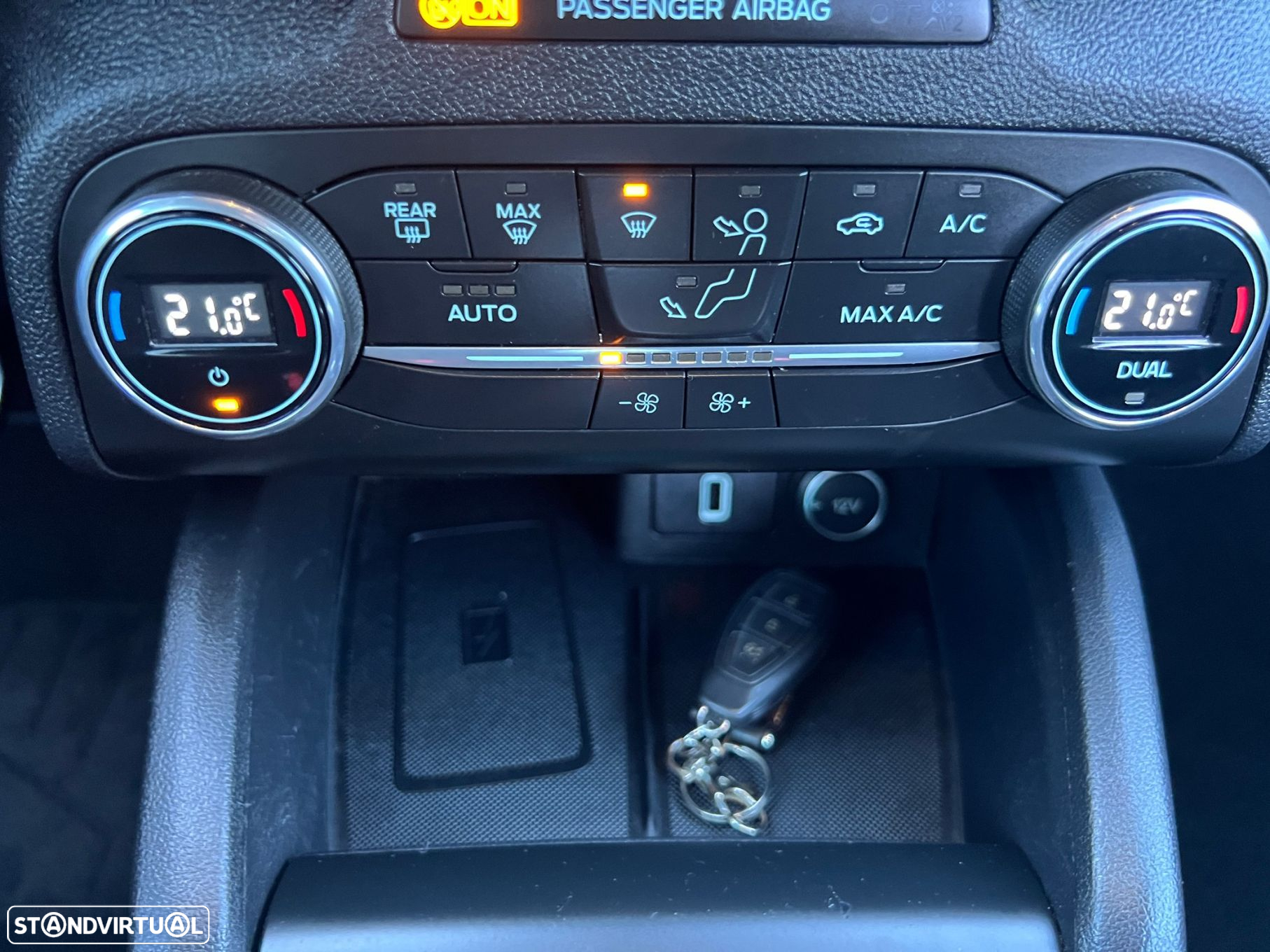 Ford Focus 1.0 EcoBoost ST-Line - 35