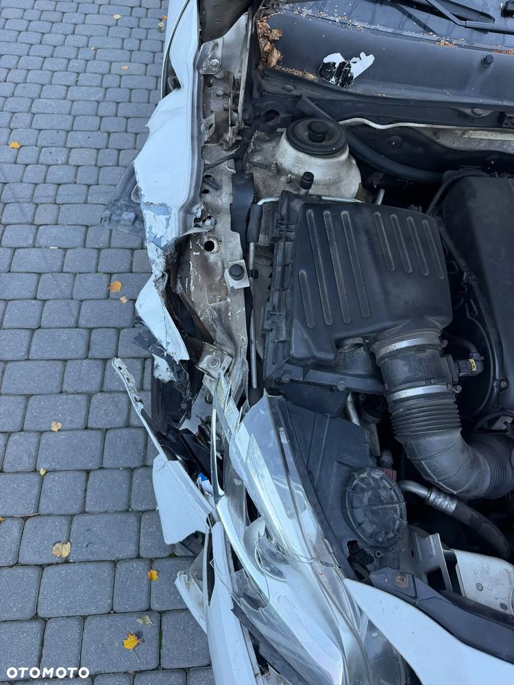 Opel Insignia - 17
