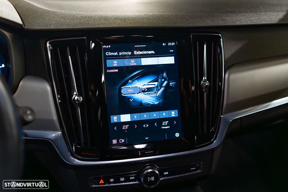 Volvo V90 2.0 T8 PHEV Inscription Expression AWD - 21