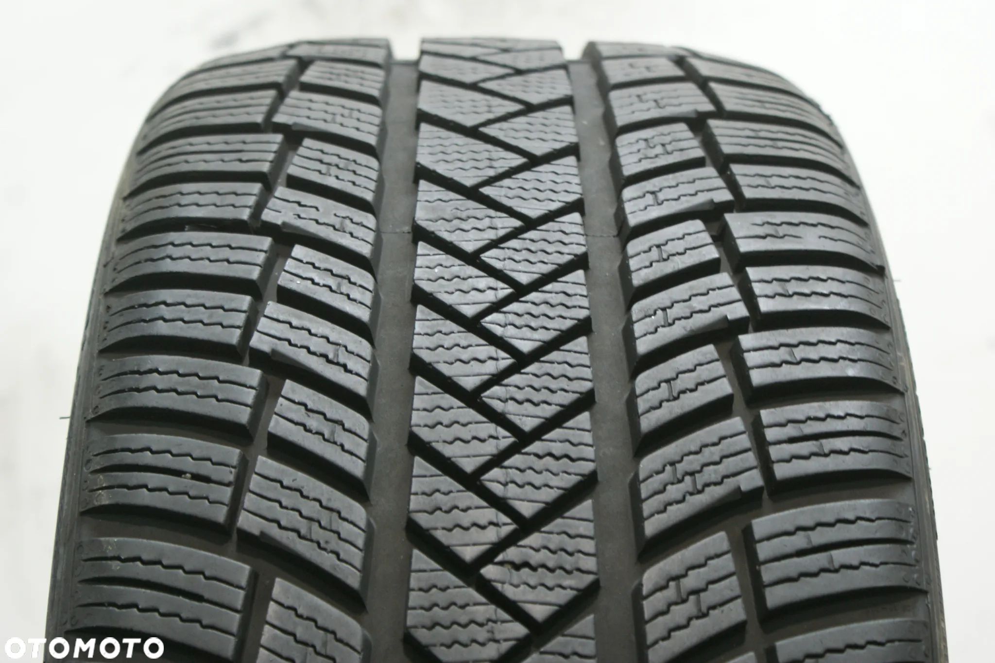 225/40R18 VREDESTEIN WINTRAC PRO , 7,9mm 2023r A10195 - 1