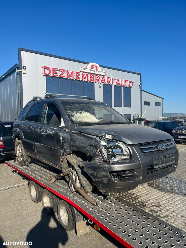 Dezmembram Kia Sportage 2.0 diesel din 2008 - 3