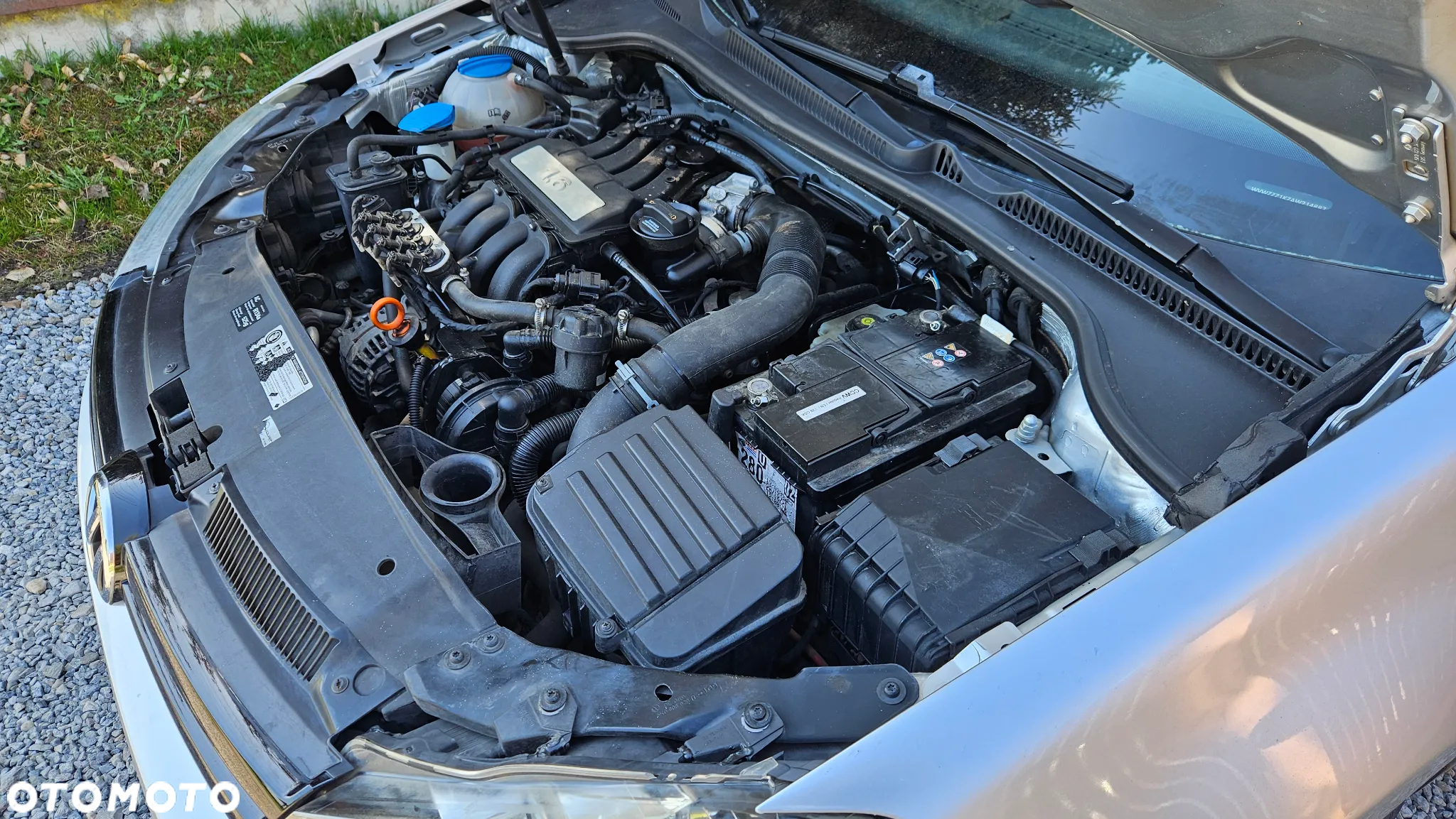 Volkswagen Golf 1.6 Team - 11
