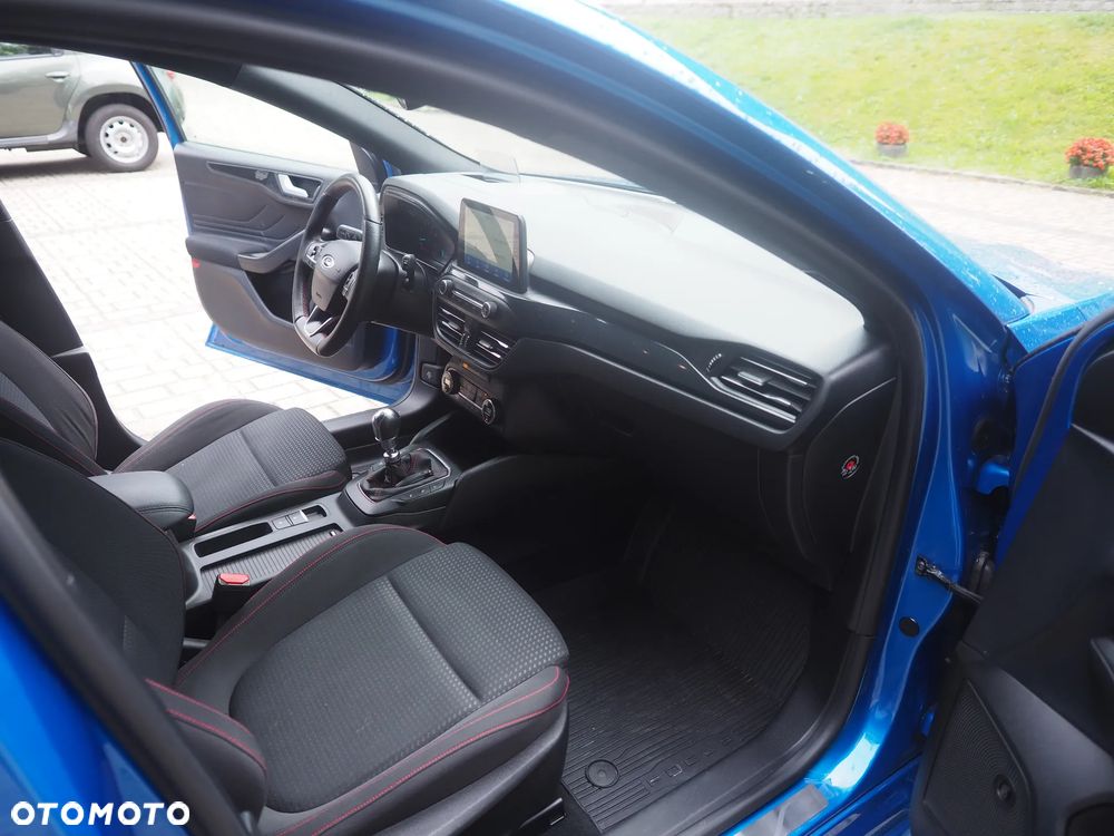 Ford Focus 1.0 EcoBoost mHEV ST-Line X - 20