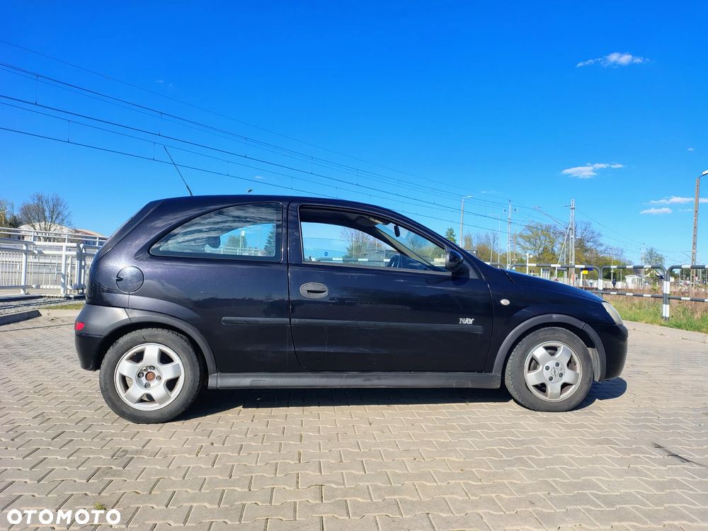 Opel Corsa 1.7 DTI NJoy - 4