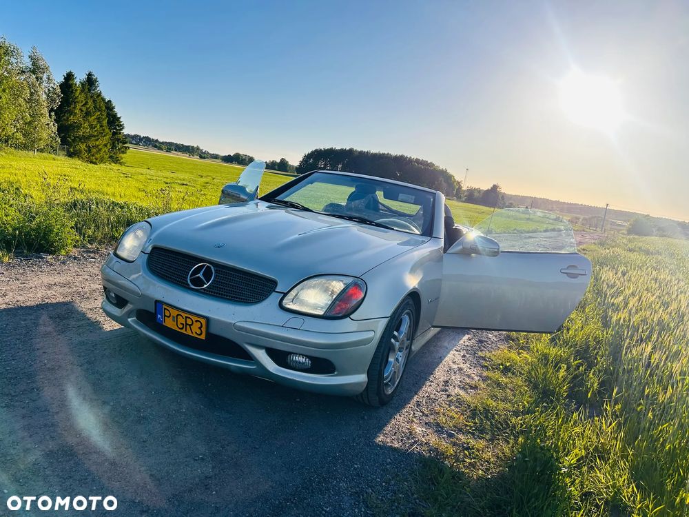 Mercedes-Benz SLK 55 AMG - 1