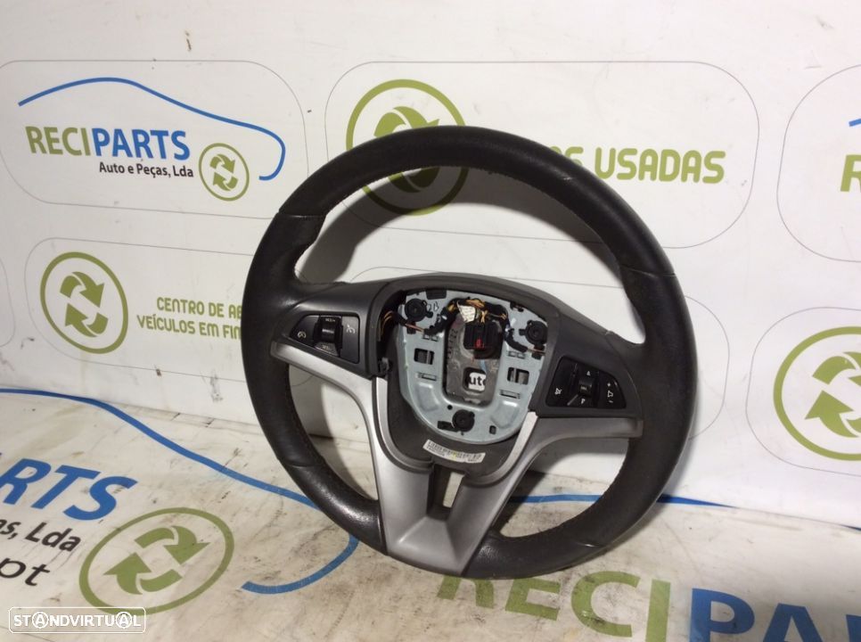 Volante Chevrolet Cruze - 1