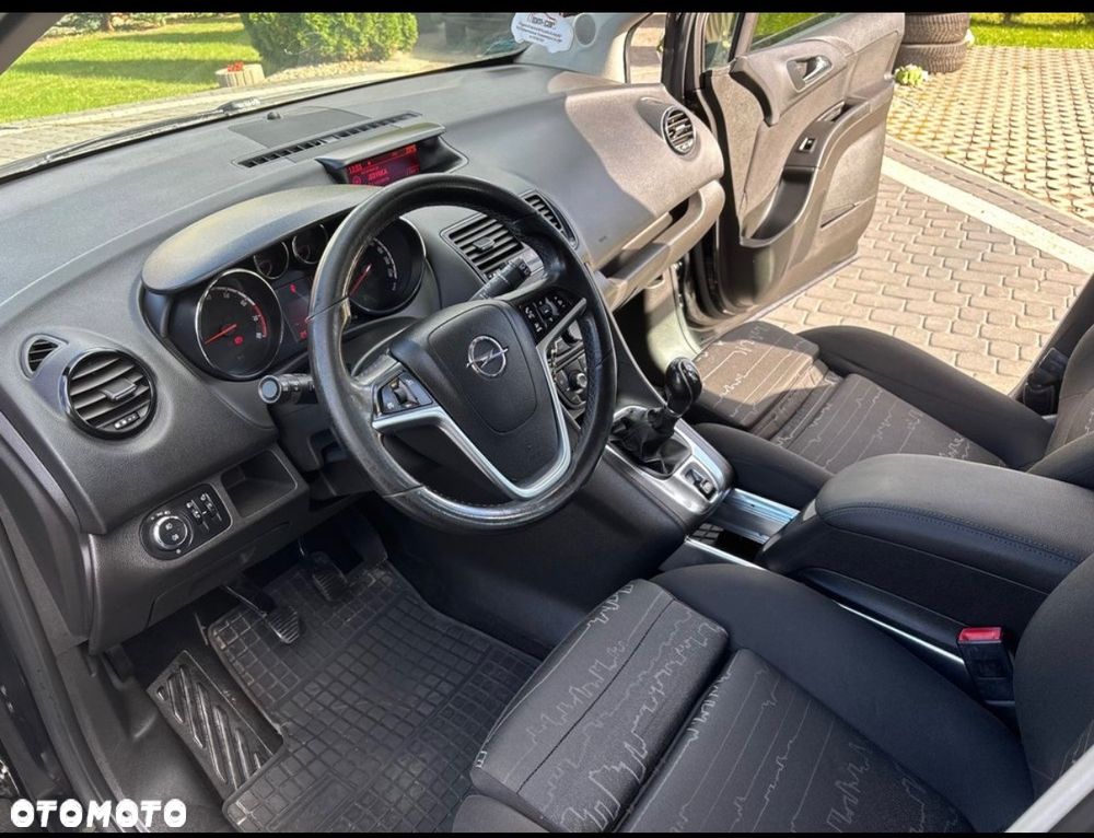 Opel Meriva - 16