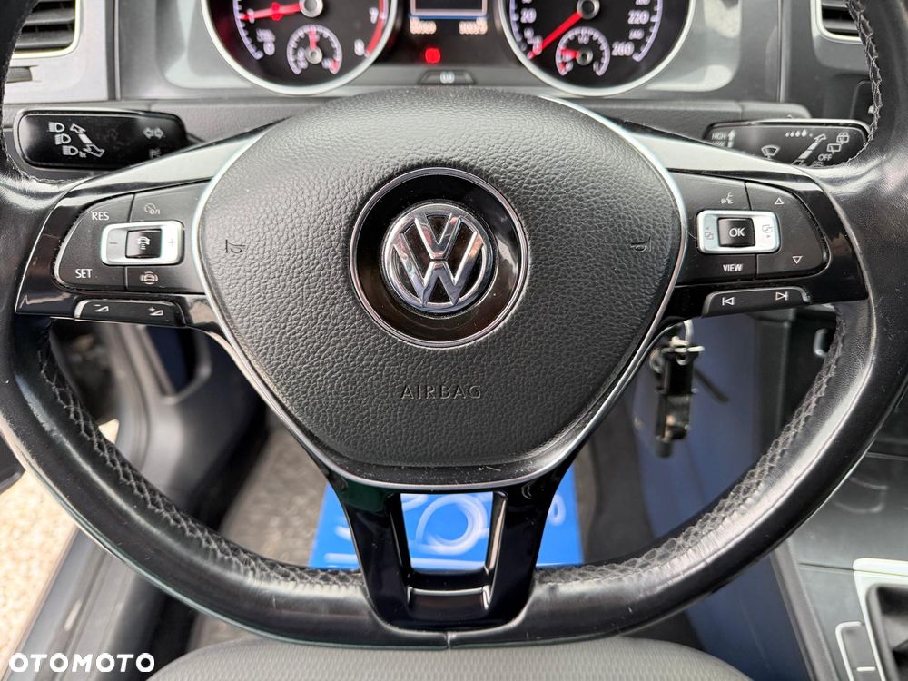 Volkswagen Golf 1.0 TSI OPF Trendline - 27