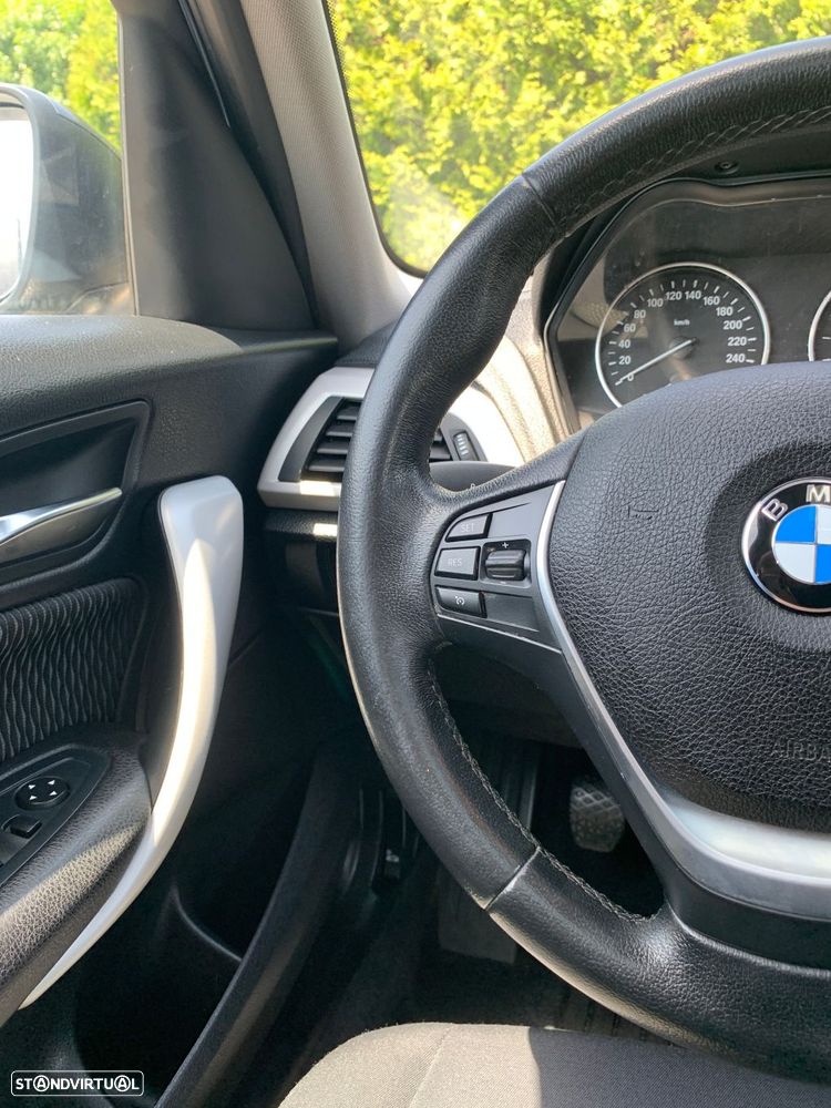 BMW 120 d Line Sport - 28