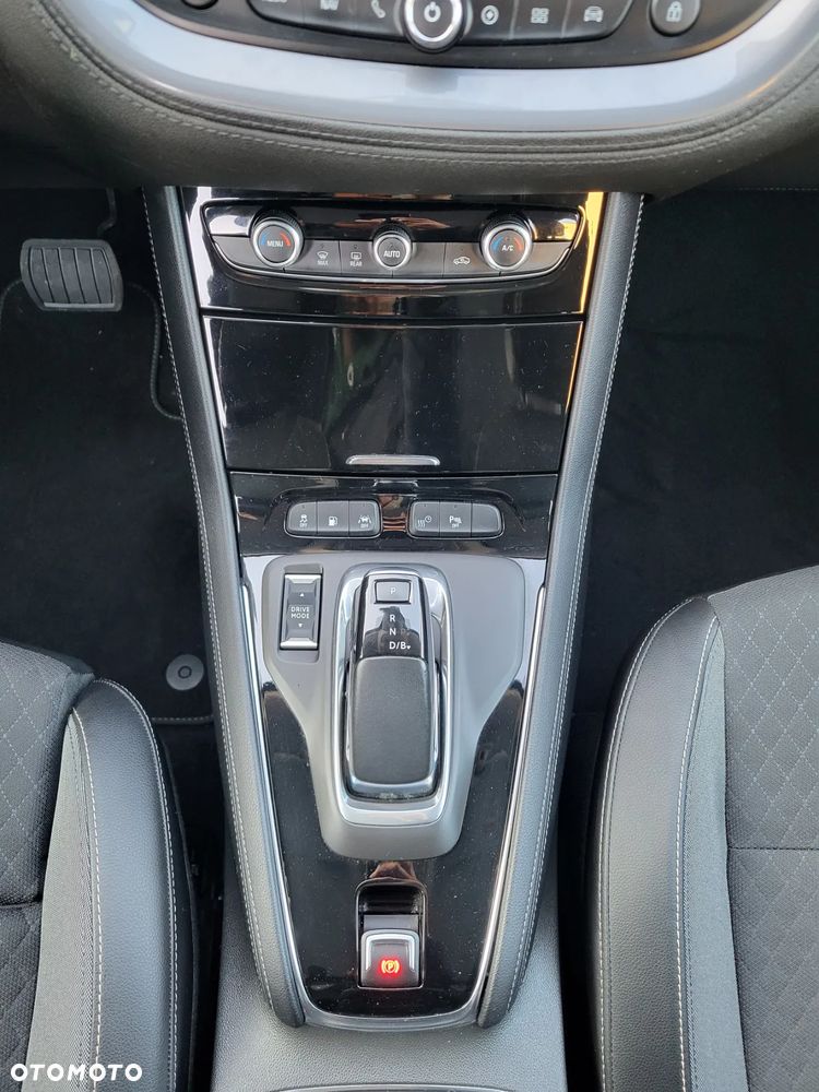 Opel Grandland X 1.6 DI Start/Stop Business Elegance - 12