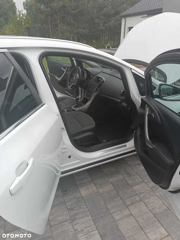 Opel Astra 2.0 CDTI Sport - 11