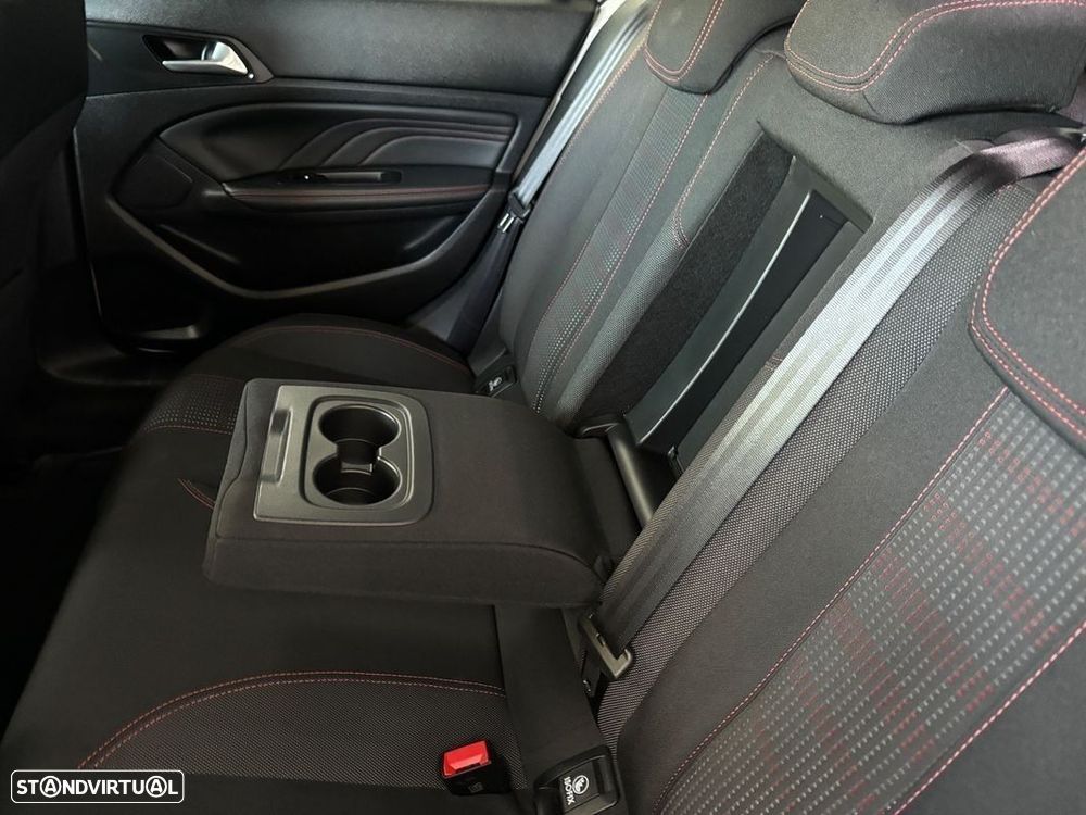 Peugeot 308 1.5 BlueHDi GT Line EAT8 - 25