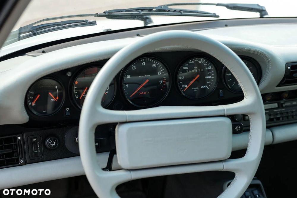 Porsche 911 4 - 31
