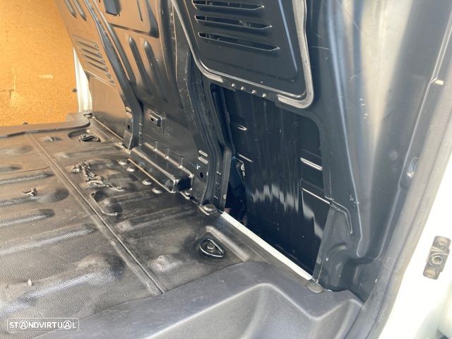 Ford Transit Connect L1 TDCI iva dedutivel - 14