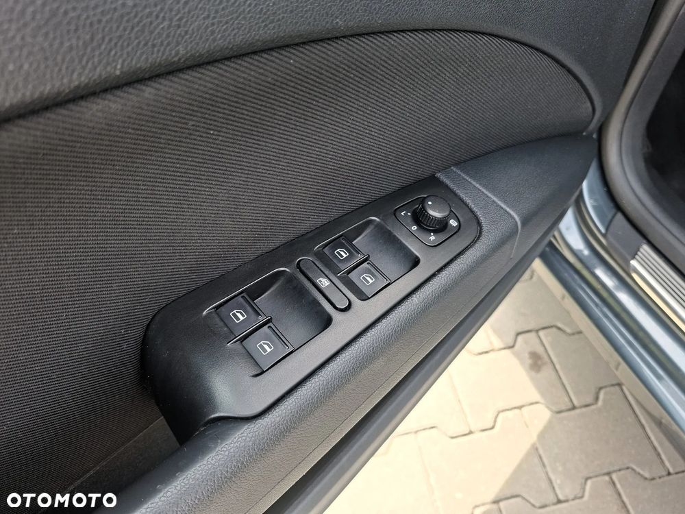 Skoda Superb 2.0 TDI 4x4 Elegance Outdoor DSG - 11