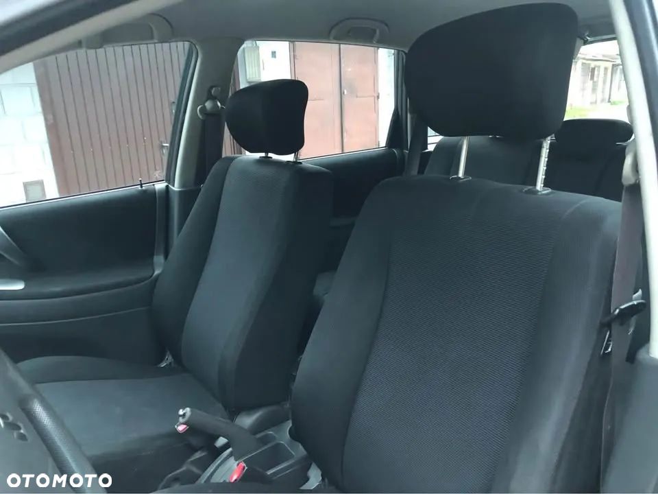 Suzuki Liana 1.6 Comfort - 15