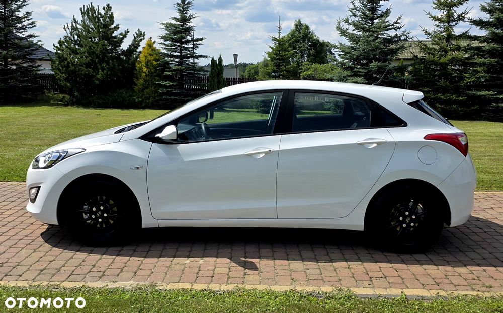 Hyundai i30 1.4 Classic + - 8