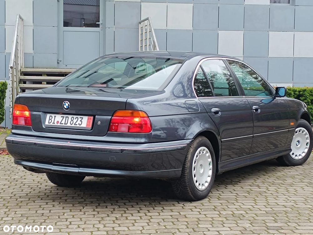 BMW Seria 5 - 28