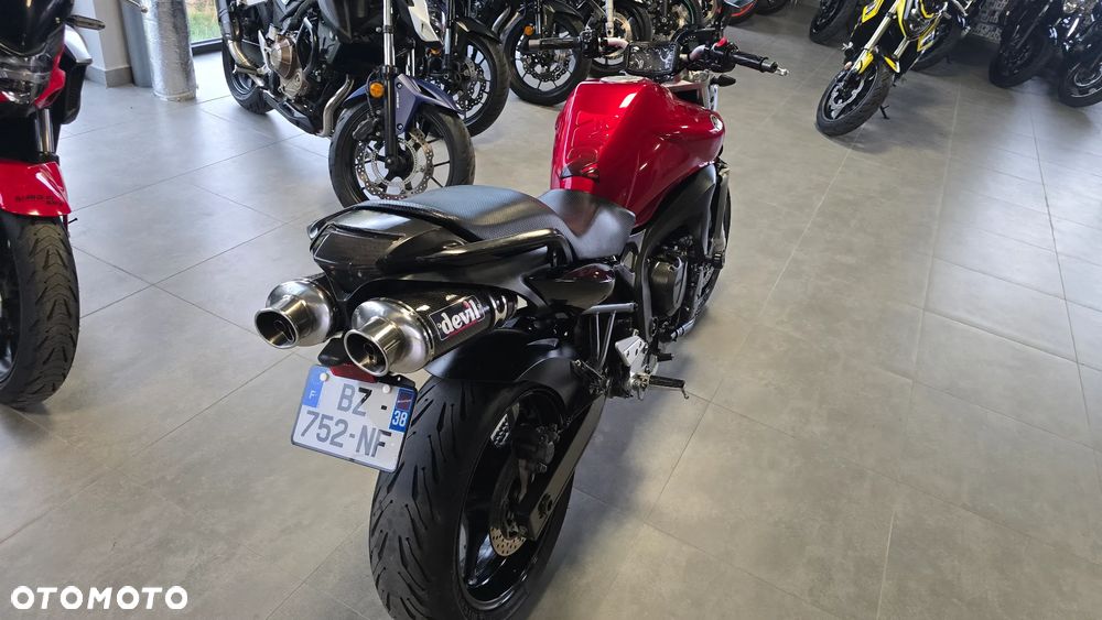 Yamaha FZ6 - 5