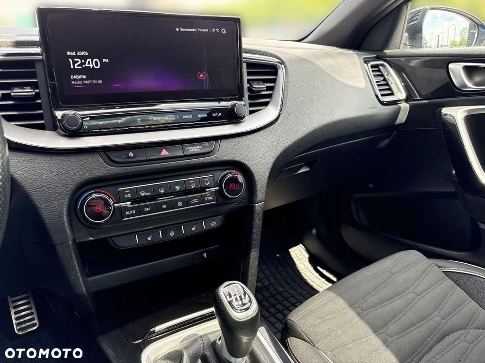 Kia ProCeed - 21