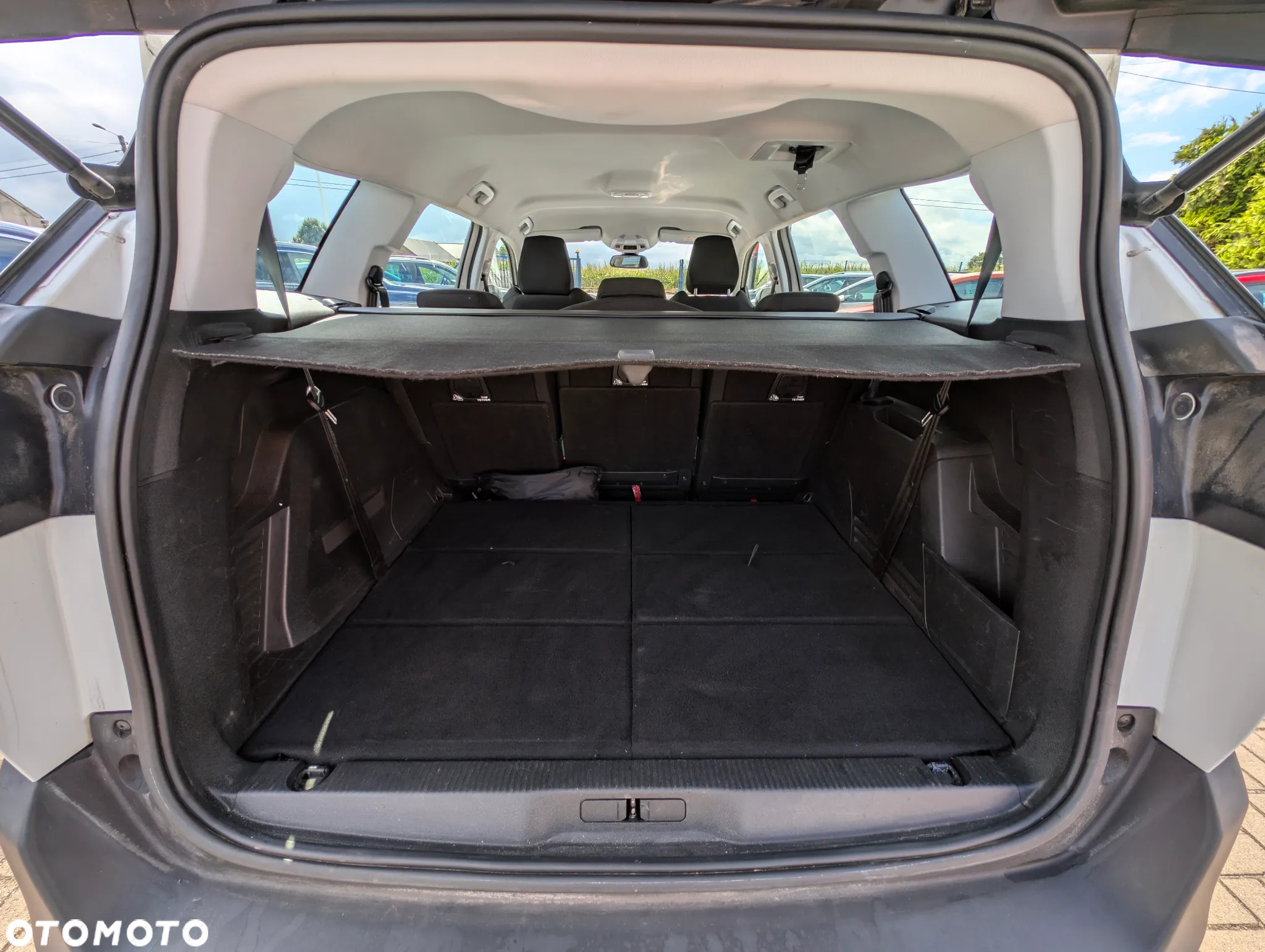 Peugeot 5008 1.2 PureTech Active Pack S&S - 17