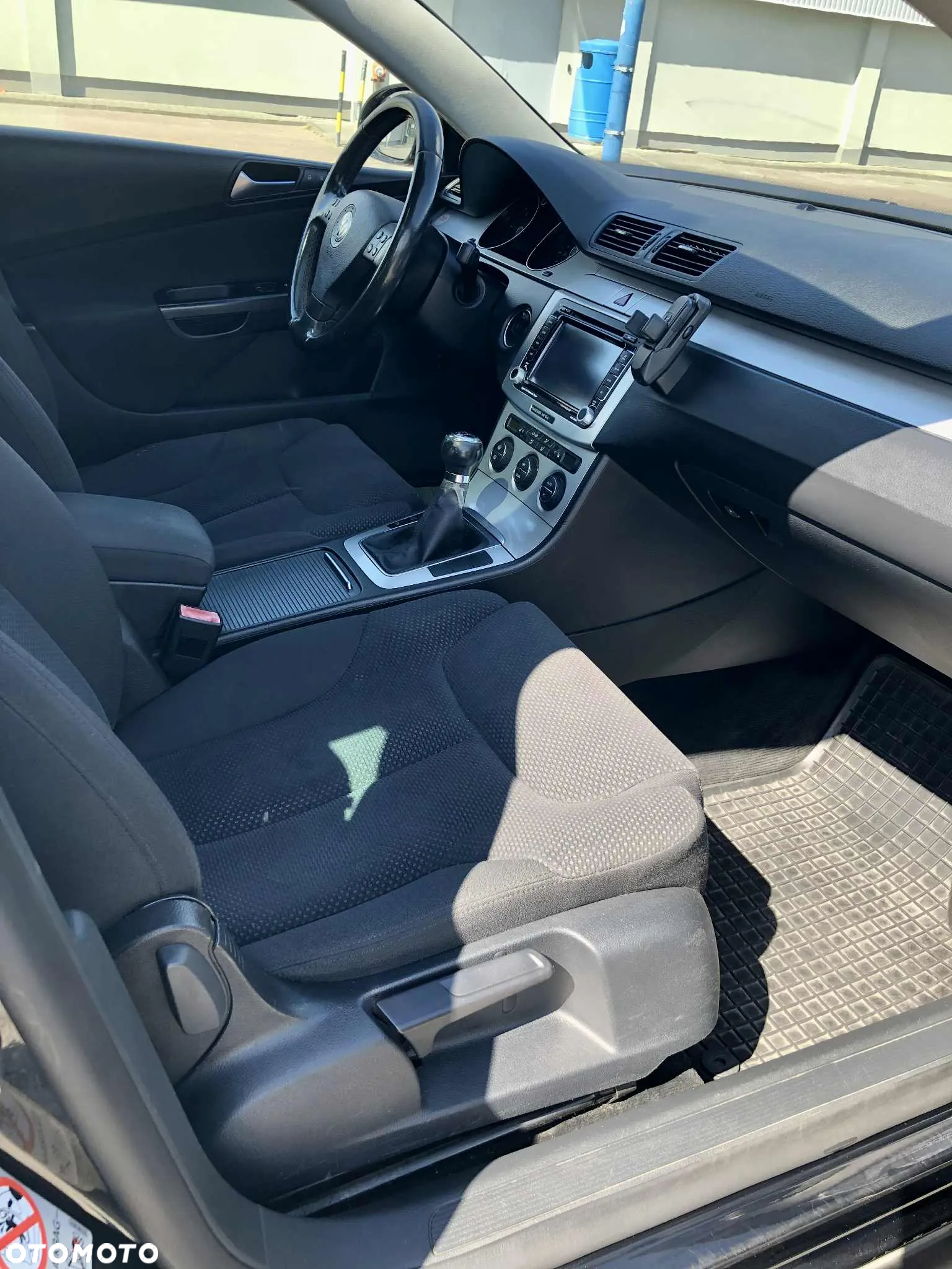 Volkswagen Passat - 8