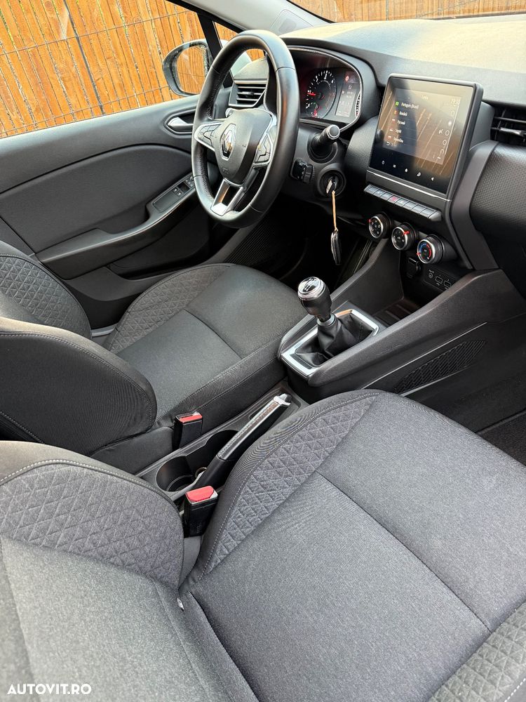 Renault Clio BLUE dCi 85 EXPERIENCE - 5