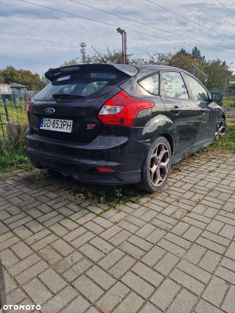 Ford Focus 2.0 EcoBoost ST - 3