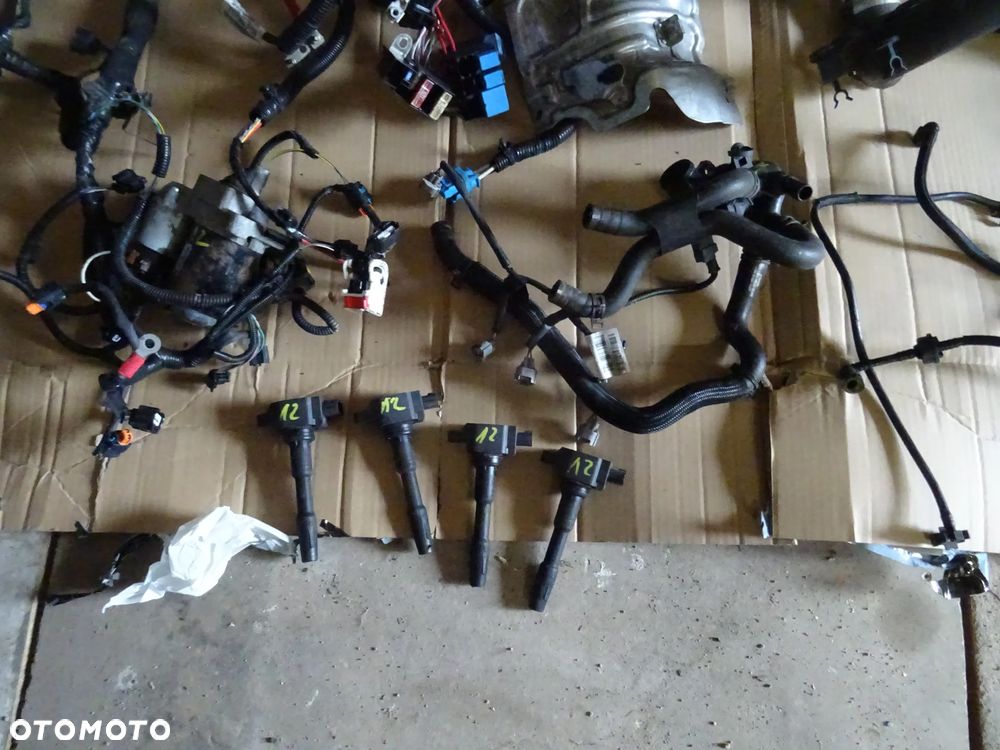 DACIA DOKKER LODGY SILNIK 1,2 TCE TURBO 60500KM CALY OSPRZET SILNIKA  CZESCI ROZNE - 27