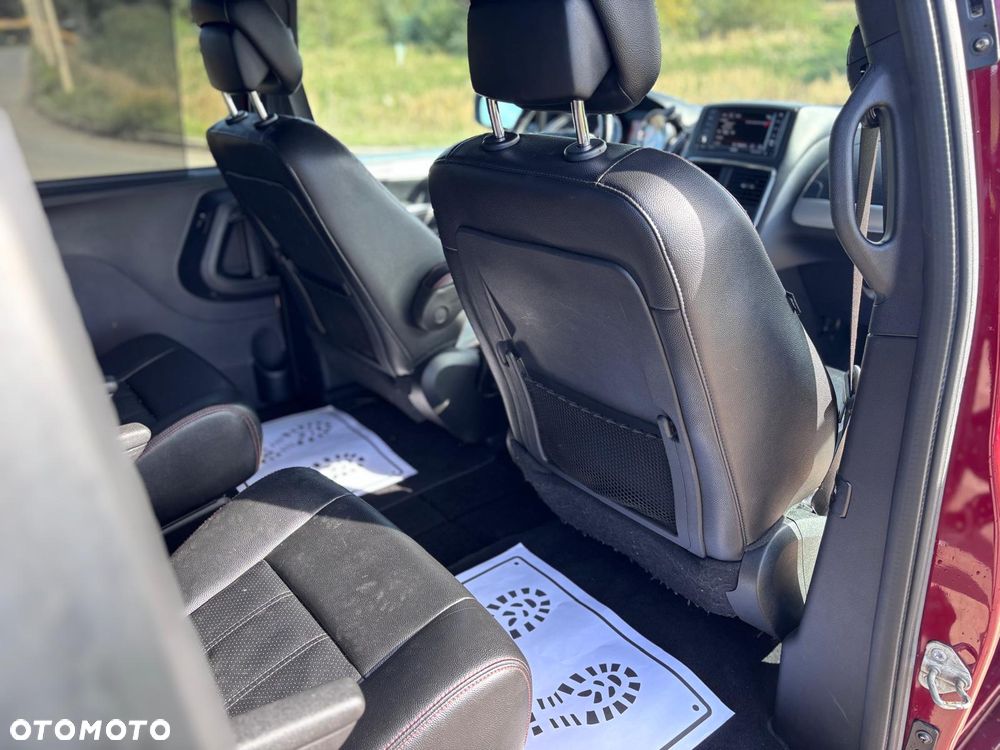 Dodge Grand Caravan 3.6 R/T - 14