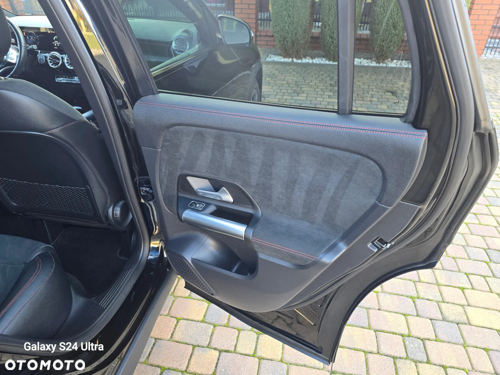 Mercedes-Benz GLA 200 d 8G-DCT AMG Line - 34