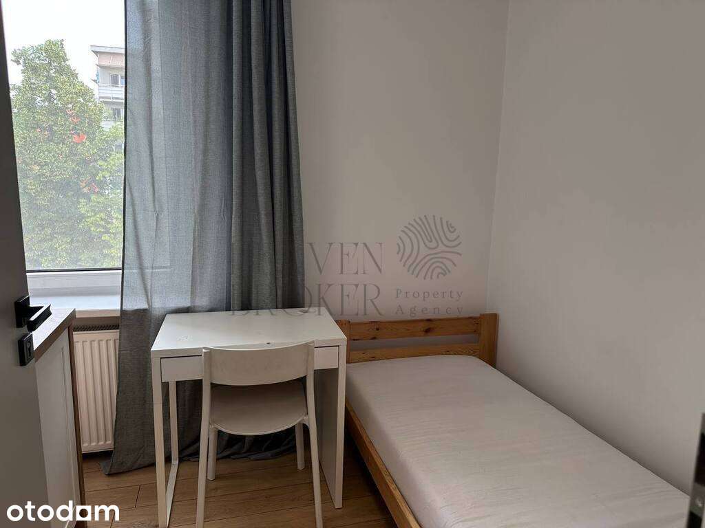 ROOM FOR 2 IN THE CITY CENTER