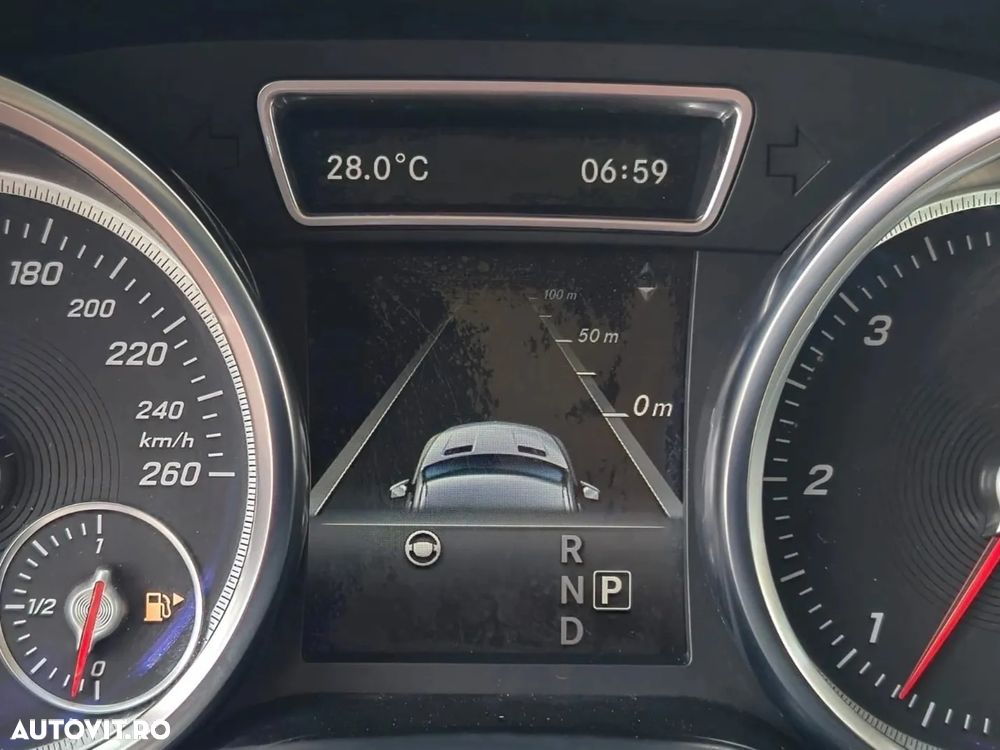 Mercedes-Benz GLE 350 d 4Matic 9G-TRONIC AMG Line - 33