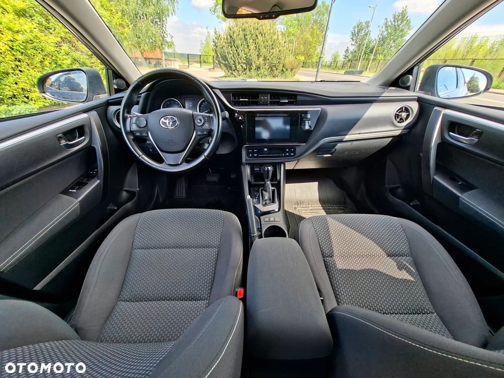 Toyota Corolla 1.6 Prestige MS EU6 - 13