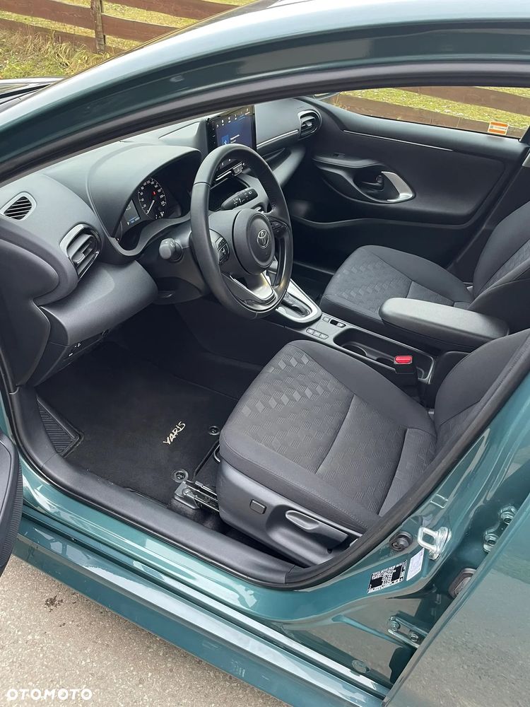 Toyota Yaris Hybrid 1.5 Comfort - 17