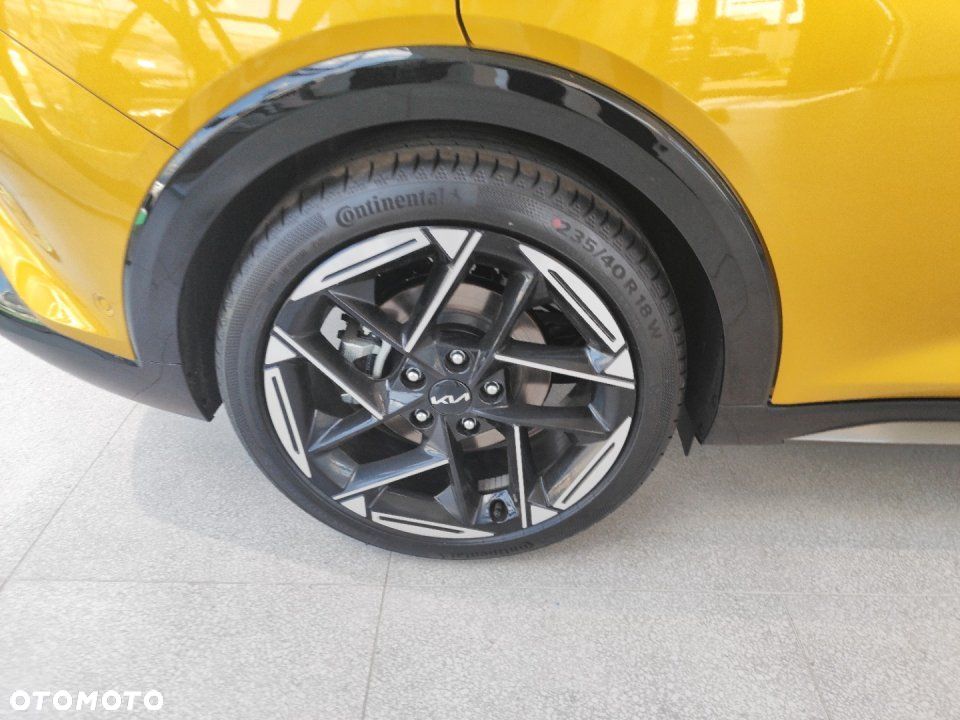 Kia K4 - 18